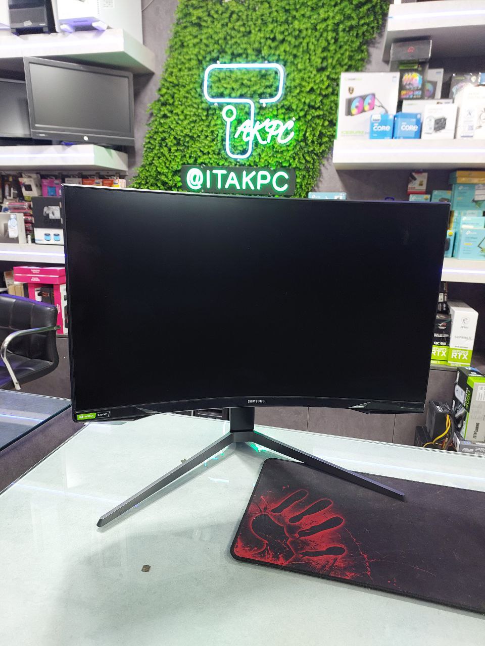 photo_۲۰۲۴-۱۱-۱۴_۱۶-۴۷-۲۸ مانیتور گیمینگ سامسونگ 27 اینچ 27G75